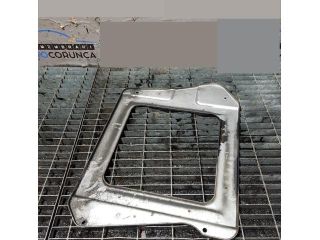 bontott NISSAN X-TRAIL I Tartó Bak