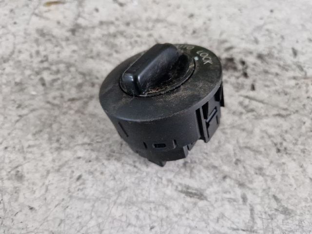 bontott NISSAN X-TRAIL I Terepváltó Kapcsoló Kar / Gomb