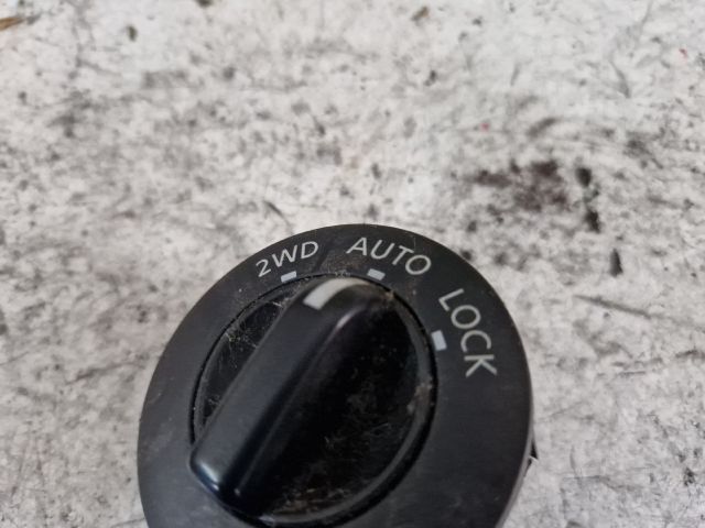 bontott NISSAN X-TRAIL I Terepváltó Kapcsoló Kar / Gomb