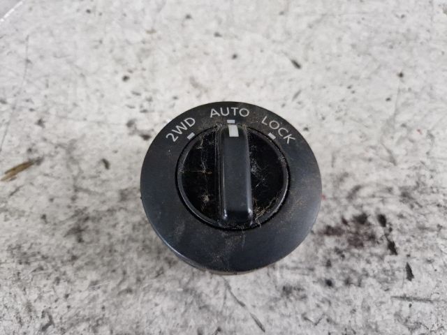 bontott NISSAN X-TRAIL I Terepváltó Kapcsoló Kar / Gomb