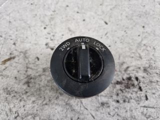 bontott NISSAN X-TRAIL I Terepváltó Kapcsoló Kar / Gomb