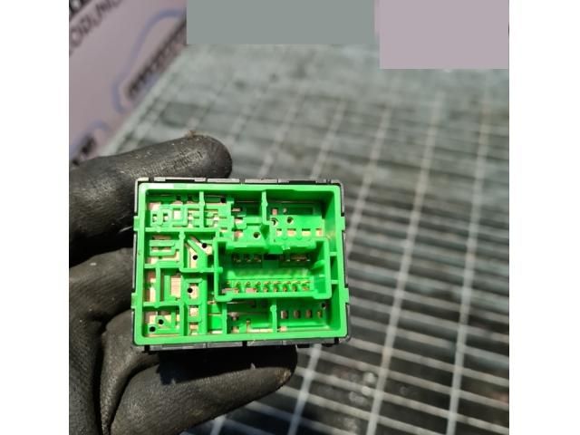 bontott NISSAN X-TRAIL I Tükör Kapcsoló