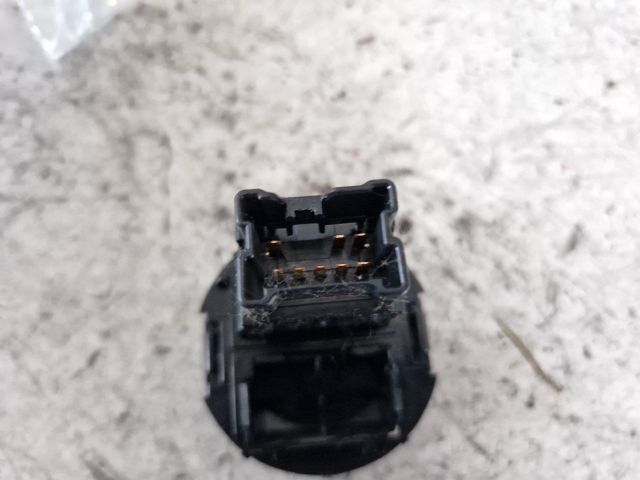 bontott NISSAN X-TRAIL I Vészvillogó Kapcsoló