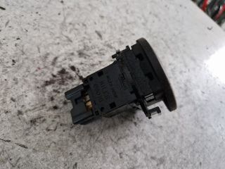 bontott NISSAN X-TRAIL I Vészvillogó Kapcsoló