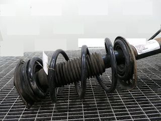 bontott NISSAN X-TRAIL II Első Rugó