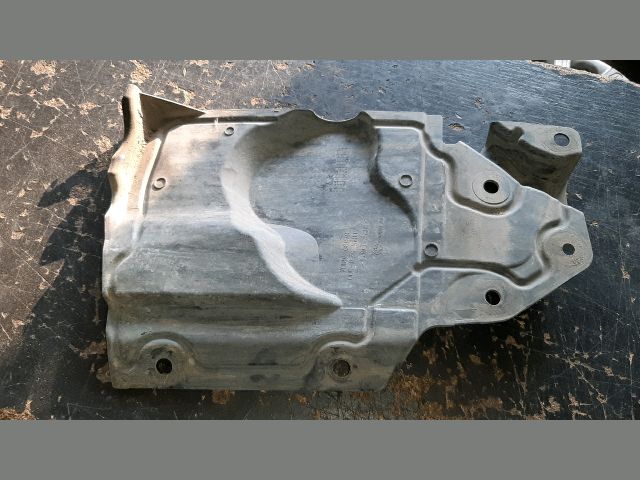 bontott NISSAN X-TRAIL II Alsó Motorburkolat