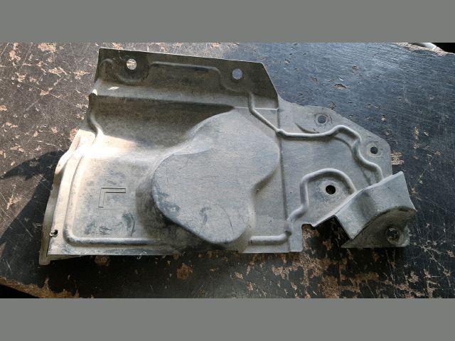 bontott NISSAN X-TRAIL II Alsó Motorburkolat