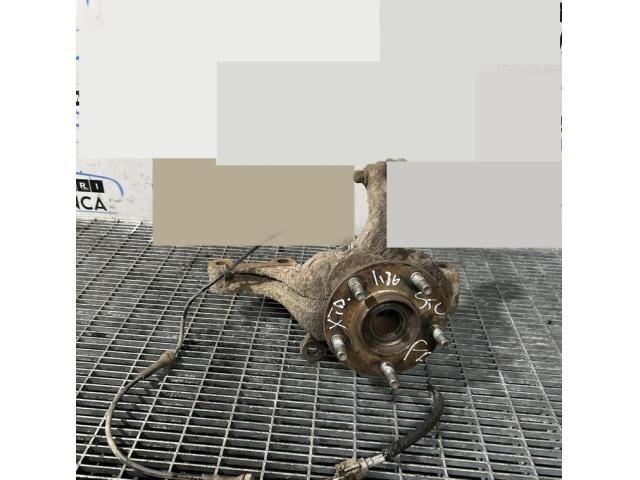 bontott NISSAN X-TRAIL II Bal első Csonkállvány