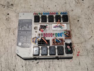 bontott NISSAN X-TRAIL II Biztosítéktábla Motortér