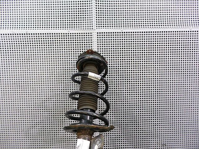 bontott NISSAN X-TRAIL II Első Rugó