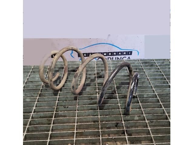 bontott NISSAN X-TRAIL II Első Rugó