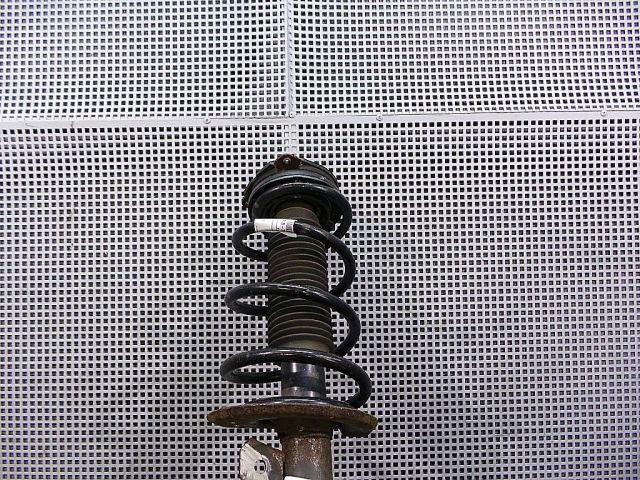 bontott NISSAN X-TRAIL II Első Rugó