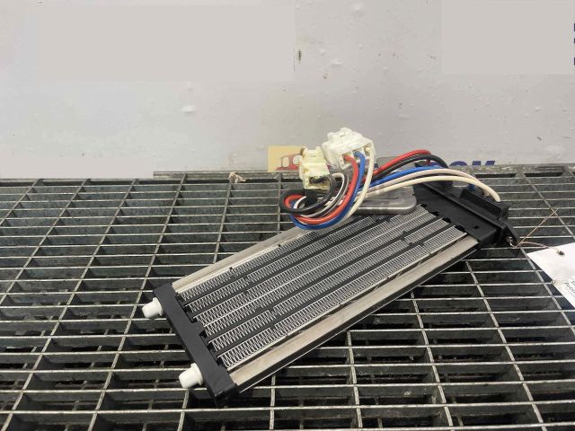 bontott NISSAN X-TRAIL II Fűtőradiátor
