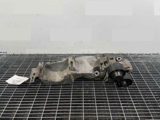 bontott NISSAN X-TRAIL II Generátor Tartó Bak