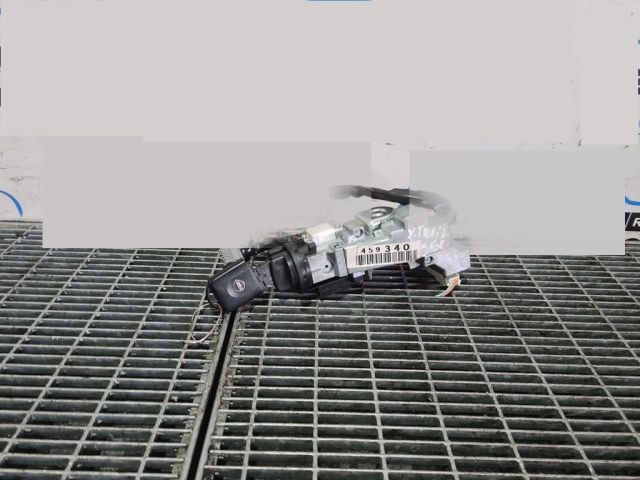 bontott NISSAN X-TRAIL II Gyújtáskapcsoló