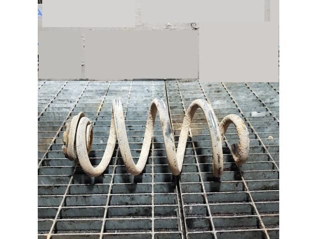 bontott NISSAN X-TRAIL II Hátsó Rugó