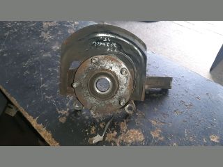 bontott NISSAN X-TRAIL II Jobb első Csonkállvány Kerékaggyal