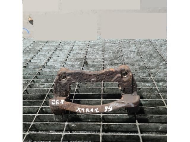 bontott NISSAN X-TRAIL II Jobb első Fékkengyel