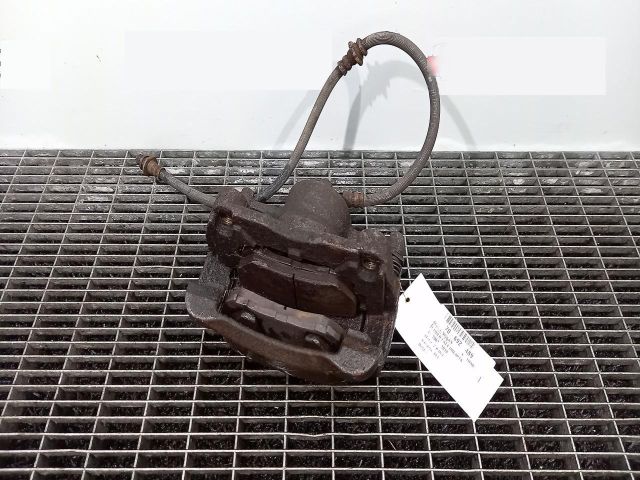 bontott NISSAN X-TRAIL II Jobb első Féknyereg Munkahengerrel