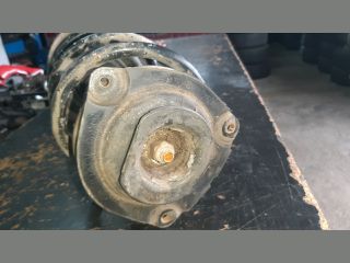 bontott NISSAN X-TRAIL II Jobb első Gólyaláb (Lengécsillapító, Rugó)