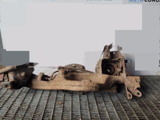 bontott NISSAN X-TRAIL II Jobb hátsó Csonkállvány