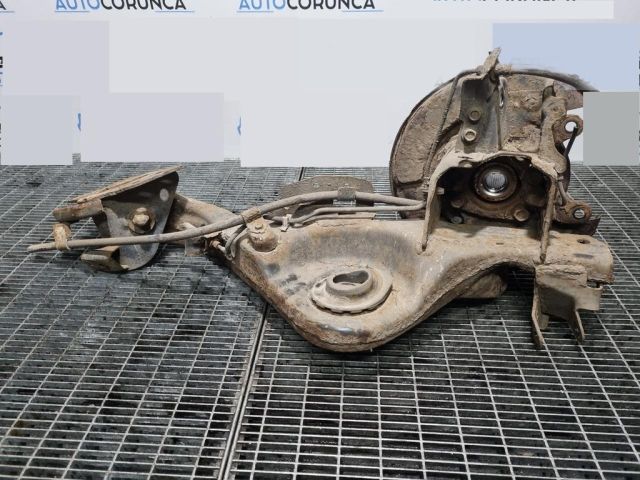 bontott NISSAN X-TRAIL II Jobb hátsó Csonkállvány