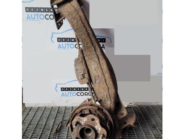 bontott NISSAN X-TRAIL II Jobb hátsó Csonkállvány