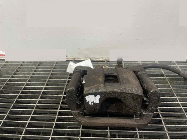 bontott NISSAN X-TRAIL II Jobb hátsó Féknyereg Munkahengerrel