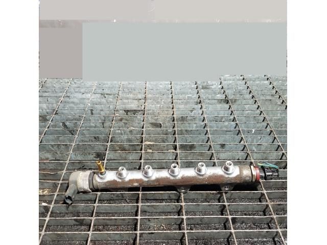 bontott NISSAN X-TRAIL II Közösnyomócső