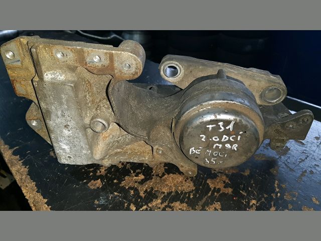 bontott NISSAN X-TRAIL II Motor Tartó Bak Bal