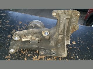 bontott NISSAN X-TRAIL II Motor Tartó Bak Bal