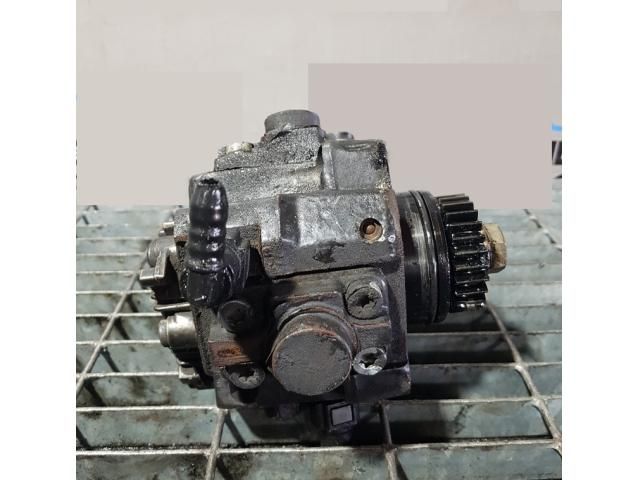 bontott NISSAN X-TRAIL II Nagynyomású Szivattyú