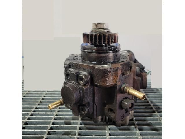 bontott NISSAN X-TRAIL II Nagynyomású Szivattyú