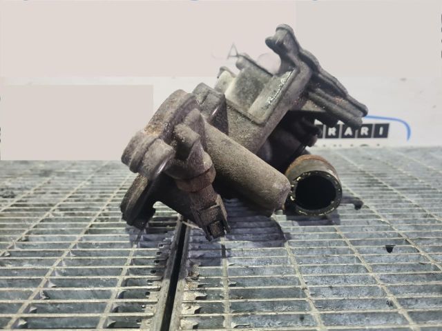 bontott NISSAN X-TRAIL II Olajszűrő Ház