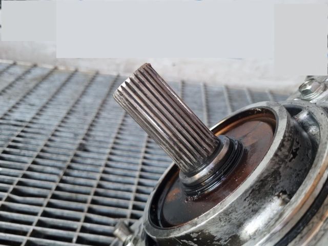 bontott NISSAN X-TRAIL II Osztómű