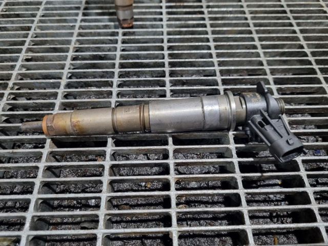 bontott NISSAN X-TRAIL II Porlasztó (1 db)