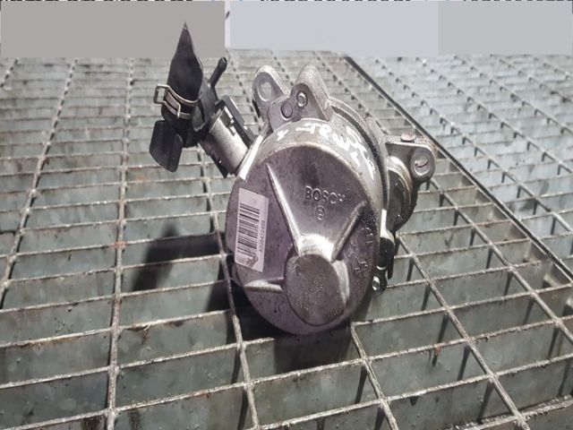 bontott NISSAN X-TRAIL II Vákumpumpa