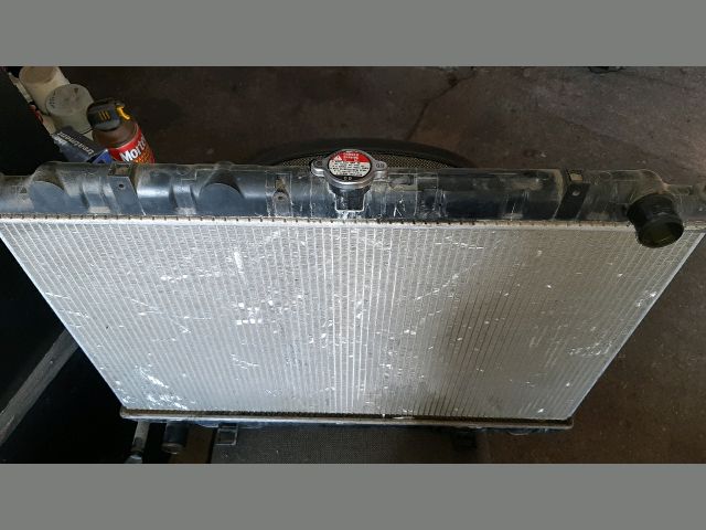 bontott NISSAN X-TRAIL II Vízhűtő Radiátor (Nem klímás)