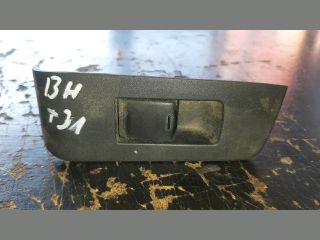 bontott NISSAN X-TRAIL II Bal hátsó Ablakemelő Kapcsoló