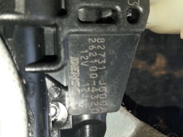 bontott NISSAN X-TRAIL II Bal hátsó Ablakemelő Szerkezet (Elektromos)