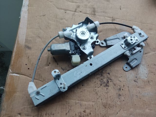 bontott NISSAN X-TRAIL II Bal hátsó Ablakemelő Szerkezet (Elektromos)