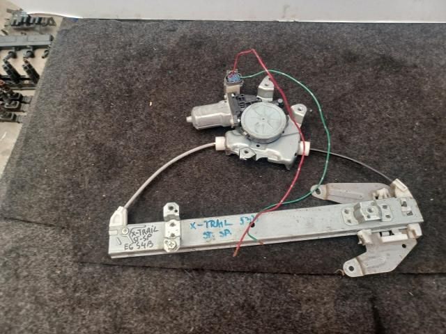 bontott NISSAN X-TRAIL II Bal hátsó Ablakemelő Szerkezet (Elektromos)