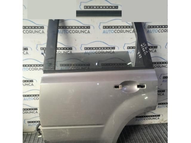 bontott NISSAN X-TRAIL II Bal hátsó Ajtó (Üres lemez)