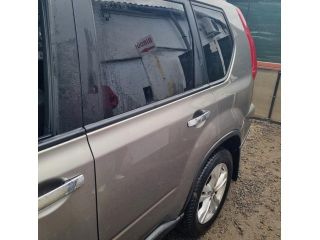 bontott NISSAN X-TRAIL II Bal hátsó Ajtó (Üres lemez)