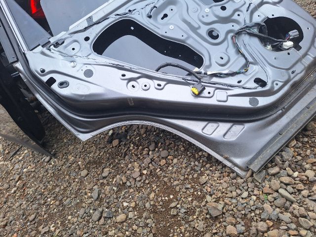 bontott NISSAN X-TRAIL II Bal hátsó Ajtó (Üres lemez)