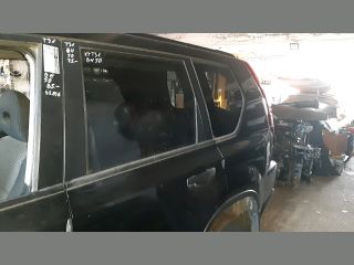 bontott NISSAN X-TRAIL II Bal hátsó Ajtó (Üres lemez)