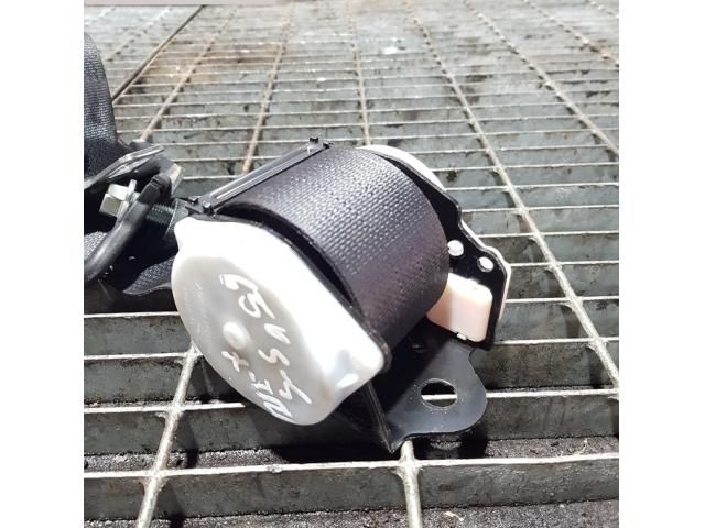 bontott NISSAN X-TRAIL II Bal hátsó Biztonsági Öv