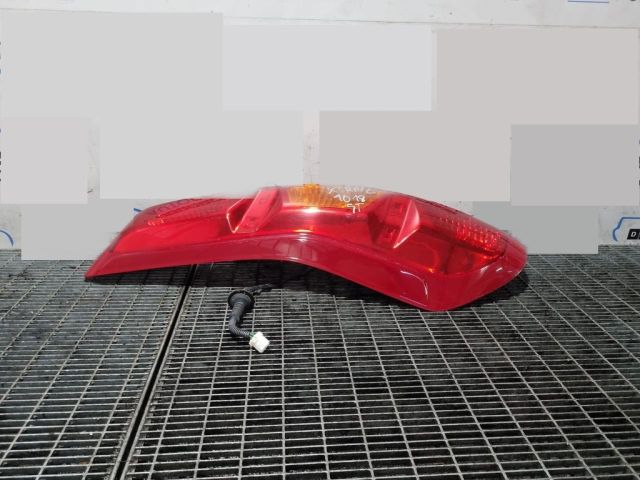 bontott NISSAN X-TRAIL II Bal Hátsó Lámpa