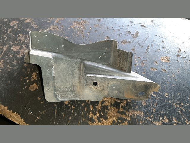 bontott NISSAN X-TRAIL II Bal Hűtő Légterelő