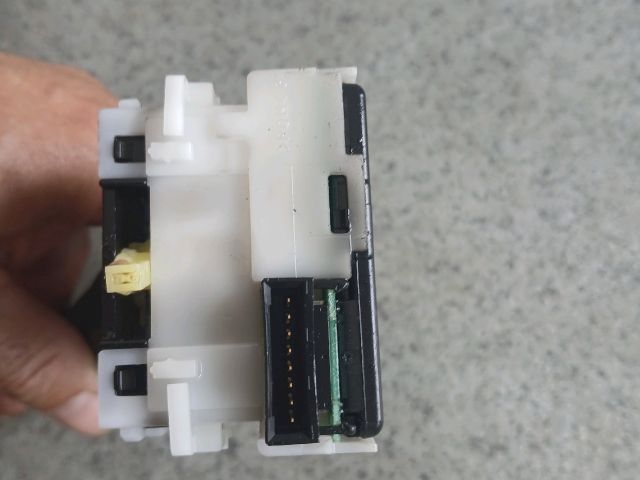 bontott NISSAN X-TRAIL II Bal Kormánykapcsoló Irányjelző